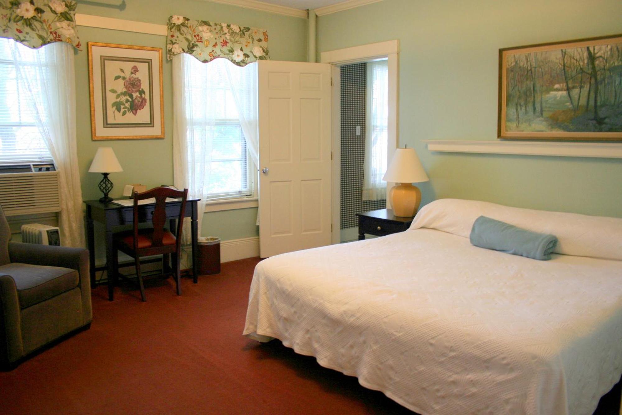 Hotel Coolidge White River Junction Buitenkant foto
